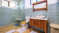 Ensuite bathroom with large walk in shower