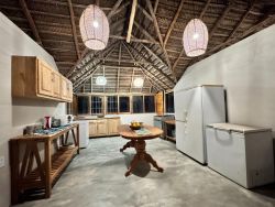 5 Bedroom Holiday Home