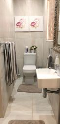 Double Room with Private Patio - Bathroom