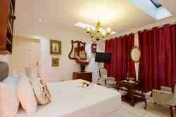 Standard Suites