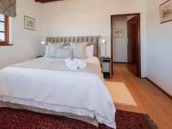 Comfort King Room 4