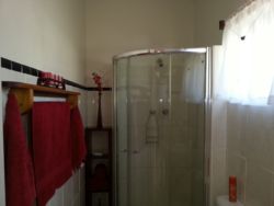Family Unit Bathroom