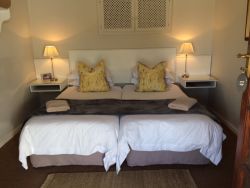 Deluxe - 4 bedded family room