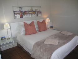 Deluxe - 4 bedded room 