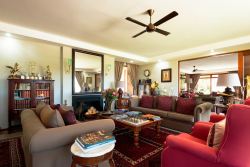 Wilderness Manor Guest Lounge
