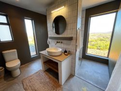 The Hare unit: main bathroom