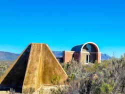 Sky-gazing leaning tower near The Hunter unit.