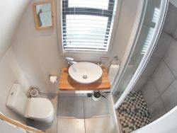 The Nest, bathroom
